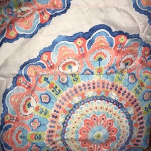 XL twin bedding WITH mattress pad and cover